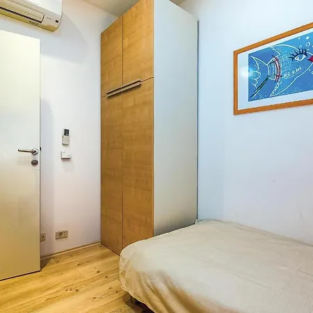 Апартаменты Awesome In With Outdoor Swimming Pool, Sauna And 3 Bedrooms *