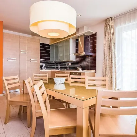 Awesome In With Outdoor Swimming Pool, Sauna And 3 Bedrooms * Нови-Винодолски